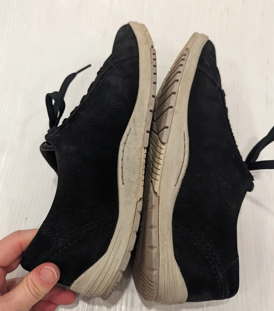 DANSKO Leela Women's Black Suede Lace-up Sneakers size 41